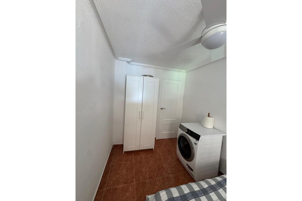 Reventa - Apartamento / piso - Torrevieja - torrevieja