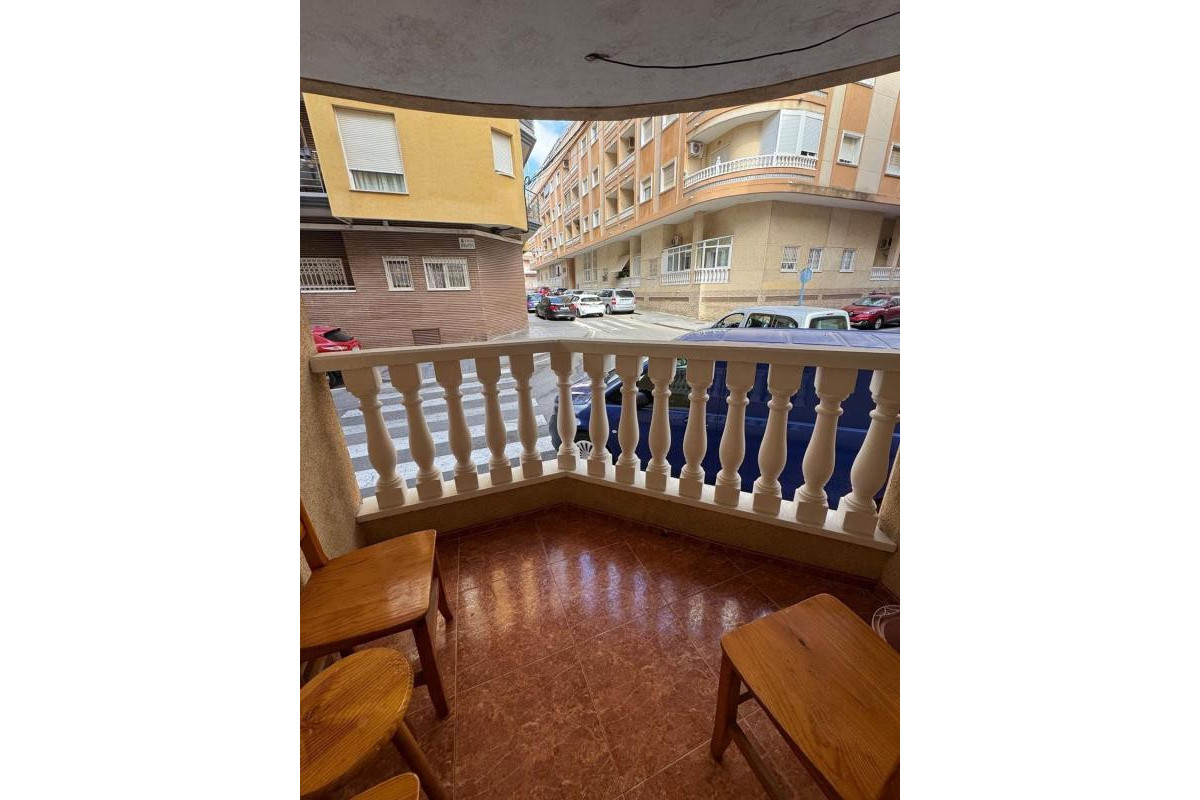 Reventa - Apartamento / piso - Torrevieja - torrevieja