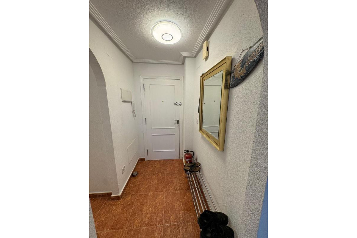 Reventa - Apartamento / piso - Torrevieja - torrevieja