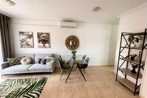 Herverkoop - Appartement  - Torrevieja - torrevieja