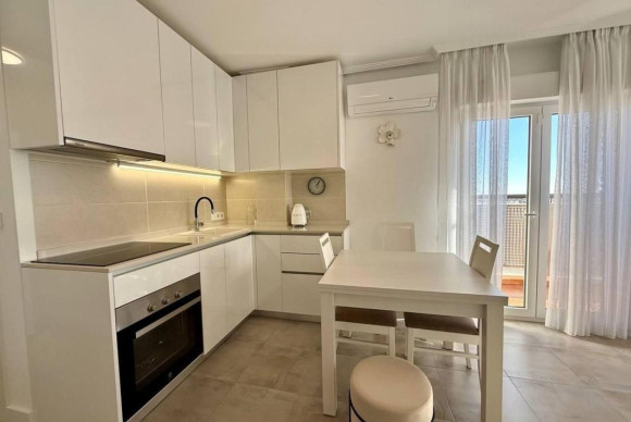 Reventa - Apartamento / piso - Torrevieja - torrevieja