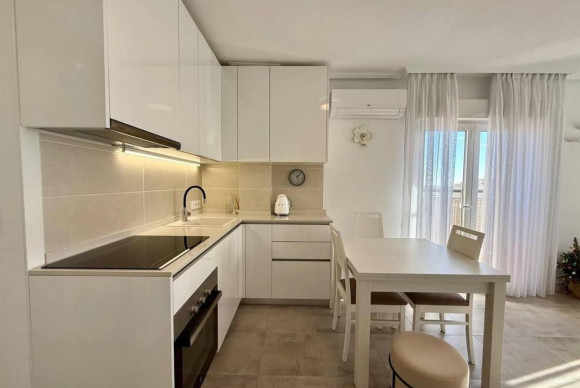 Reventa - Apartamento / piso - Torrevieja - torrevieja