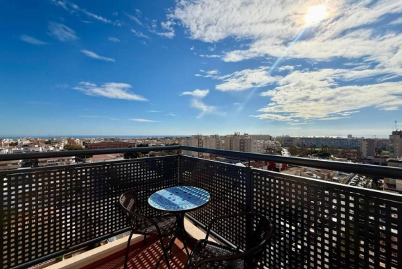 Reventa - Apartamento / piso - Torrevieja - torrevieja