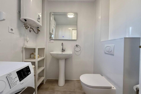 Reventa - Apartamento / piso - Torrevieja - torrevieja