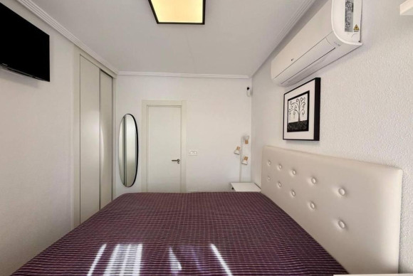 Reventa - Apartamento / piso - Torrevieja - torrevieja