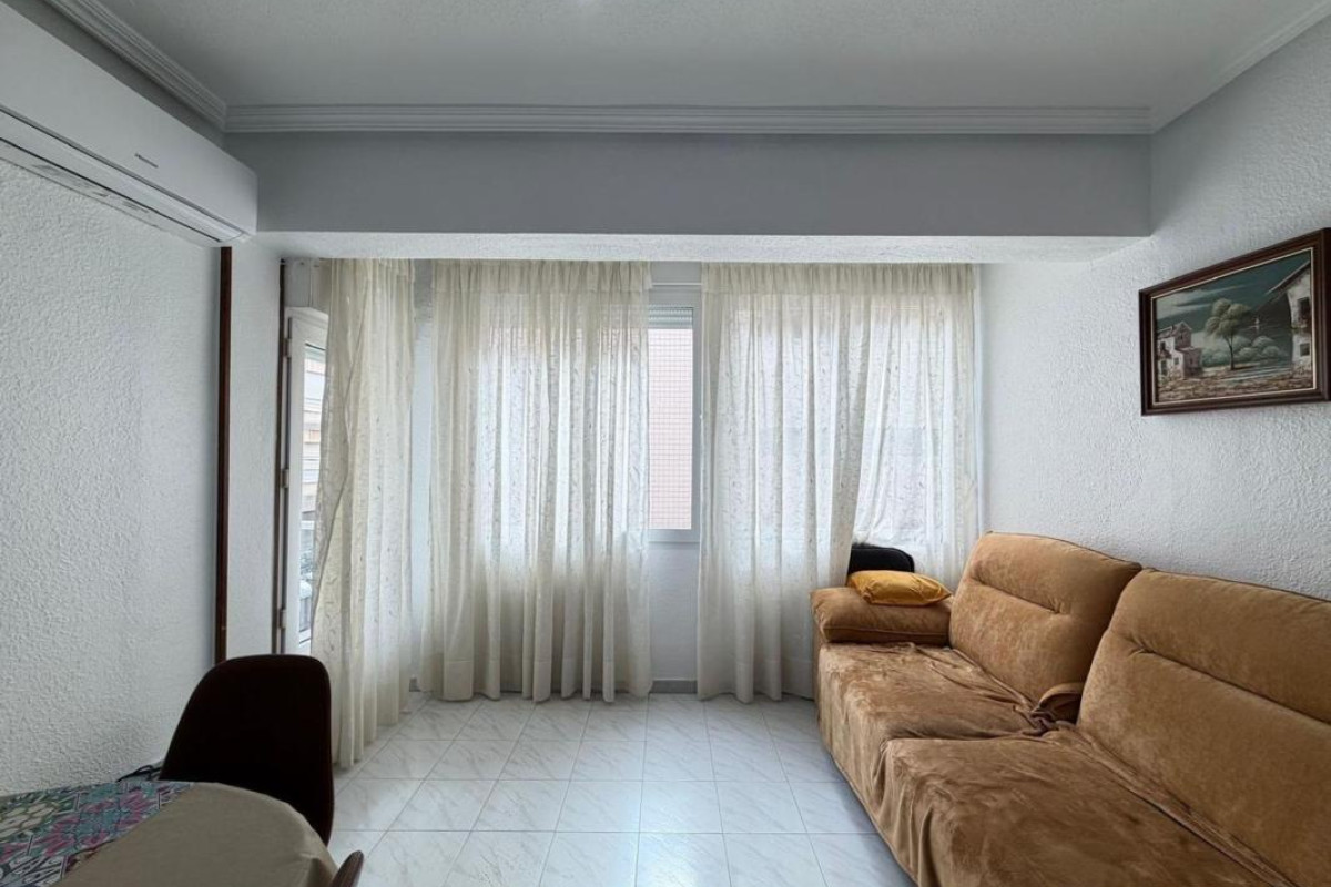 Herverkoop - Appartement  - Torrevieja - torrevieja