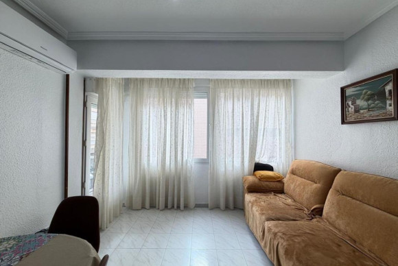 Herverkoop - Appartement  - Torrevieja - torrevieja