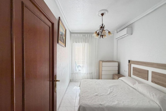 Herverkoop - Appartement  - Torrevieja - torrevieja