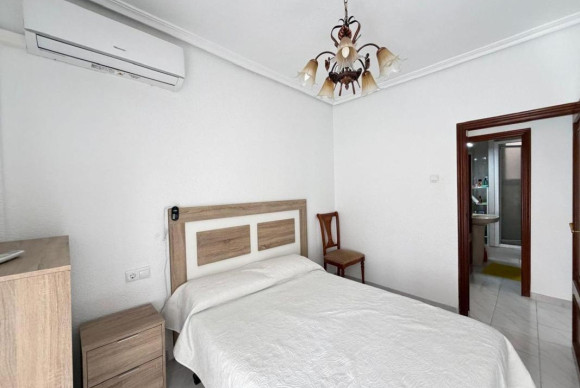 Herverkoop - Appartement  - Torrevieja - torrevieja