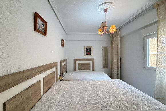 Herverkoop - Appartement  - Torrevieja - torrevieja