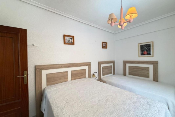 Herverkoop - Appartement  - Torrevieja - torrevieja