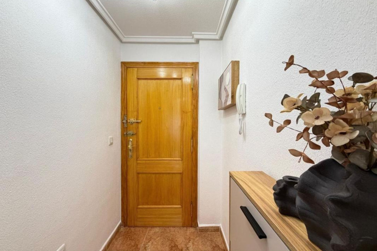 Reventa - Apartamento / piso - Torrevieja - torrevieja
