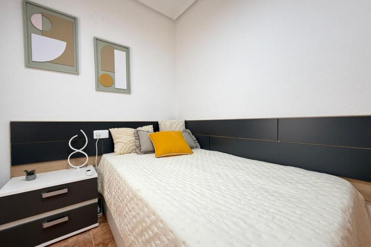 Reventa - Apartamento / piso - Torrevieja - torrevieja