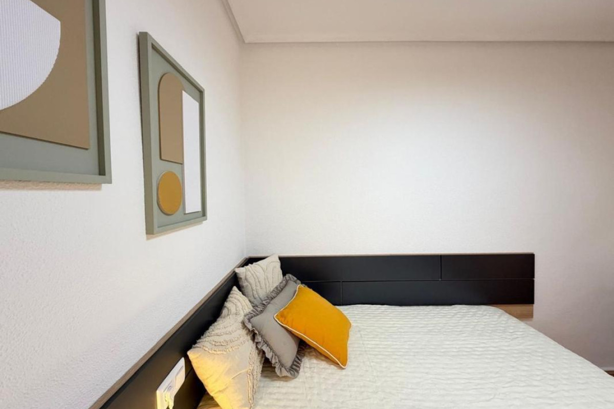 Reventa - Apartamento / piso - Torrevieja - torrevieja