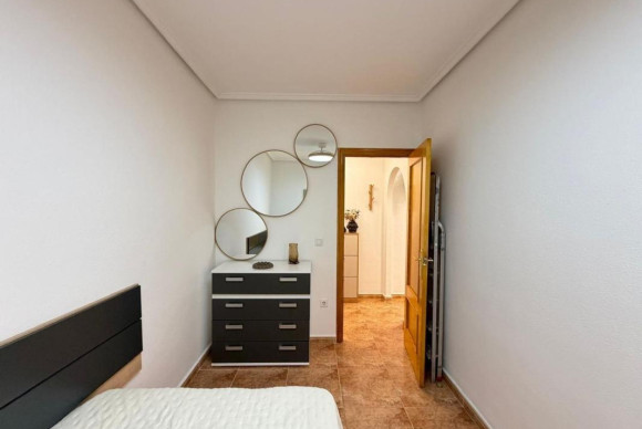Reventa - Apartamento / piso - Torrevieja - torrevieja