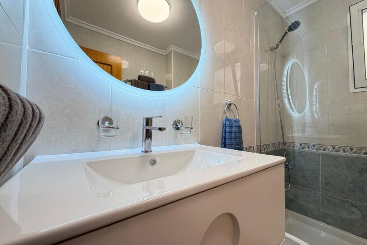 Reventa - Apartamento / piso - Torrevieja - torrevieja