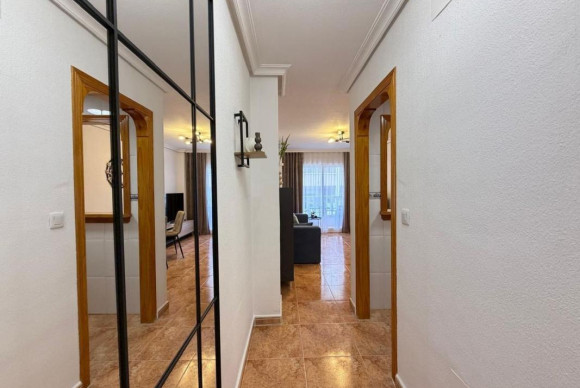 Reventa - Apartamento / piso - Torrevieja - torrevieja
