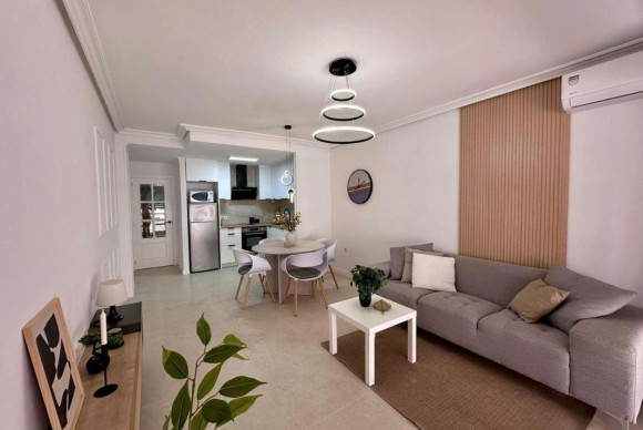 Resale - Apartment  - Torrevieja - torrevieja