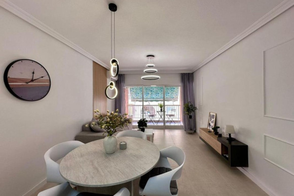 Resale - Apartment  - Torrevieja - torrevieja