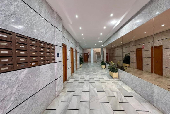 Resale - Apartment  - Torrevieja - torrevieja