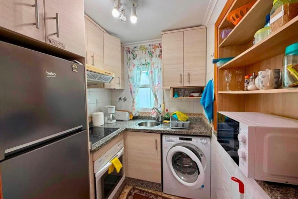 Herverkoop - Appartement  - Torrevieja - torrevieja