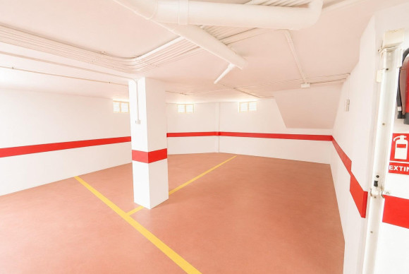 Long Term Rental - Garaje - Torrevieja - Centro