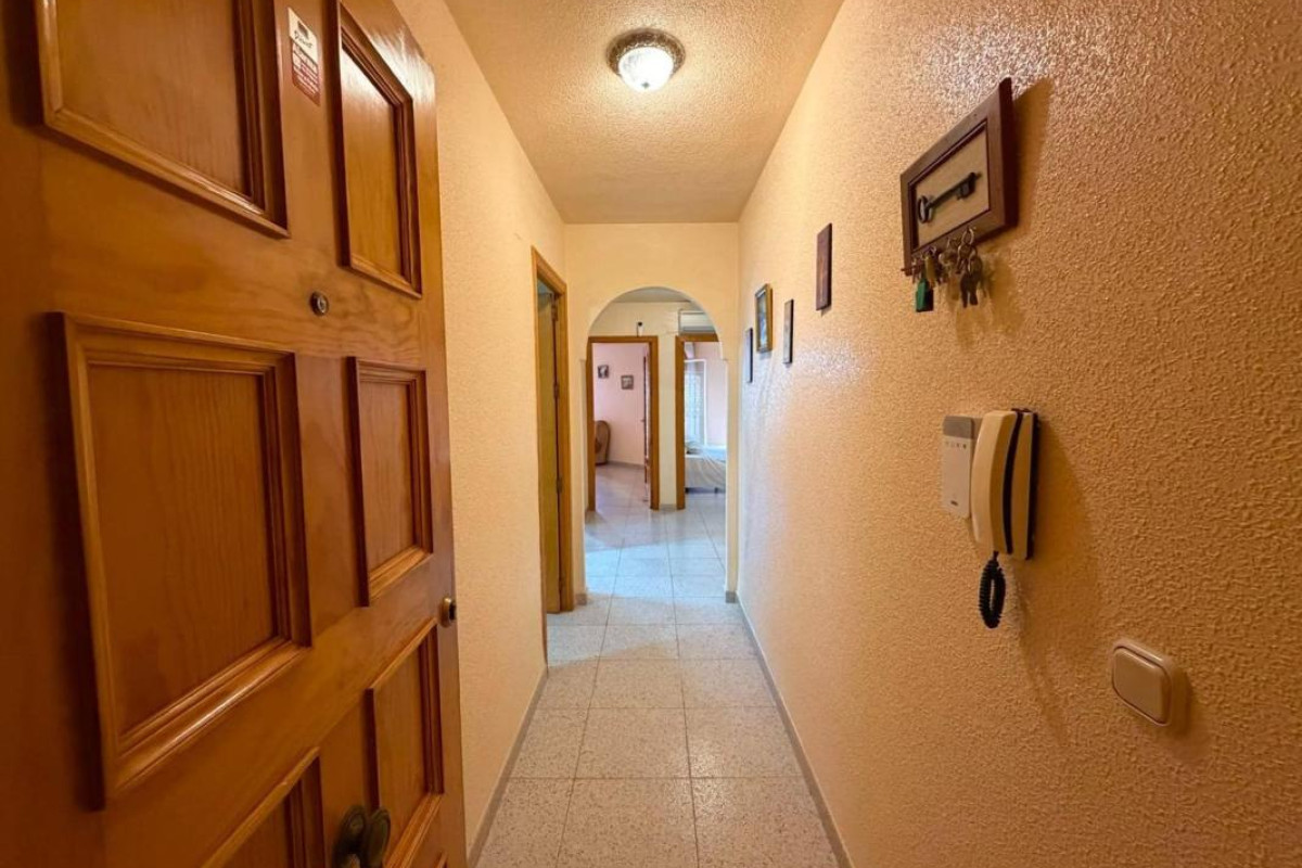 Resale - Apartment  - Torrevieja - torrevieja