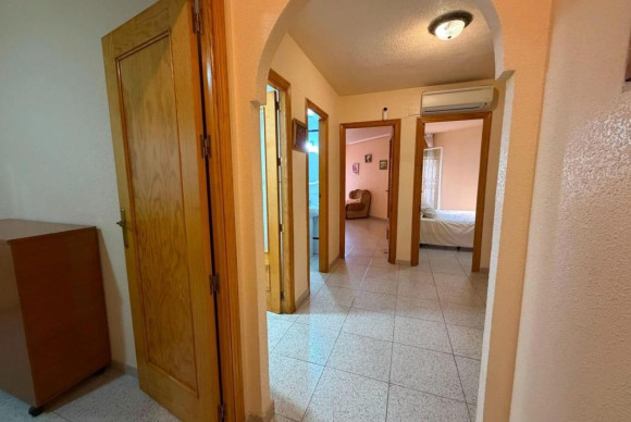 Resale - Apartment  - Torrevieja - torrevieja