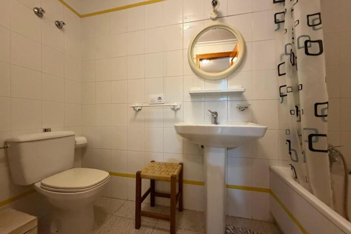 Resale - Apartment  - Torrevieja - torrevieja