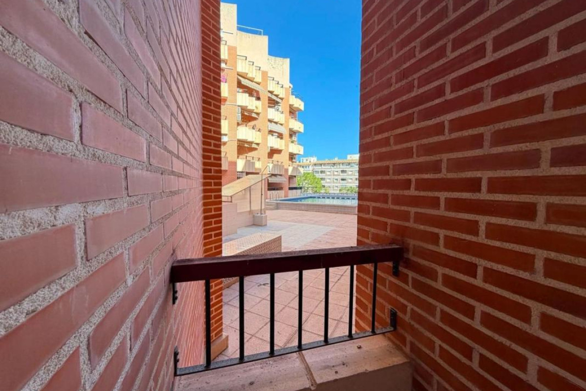 Resale - Apartment  - Torrevieja - torrevieja