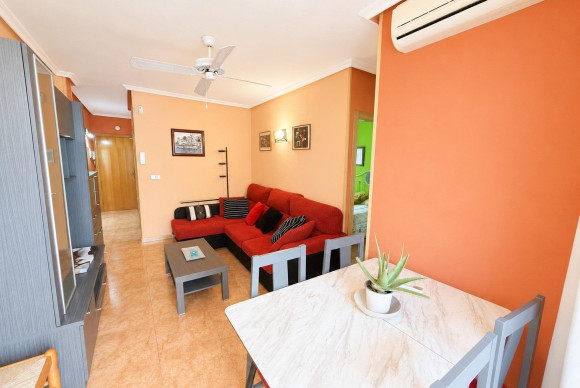 Reventa - Apartamento / piso - Torrevieja - Estacion de autobuses