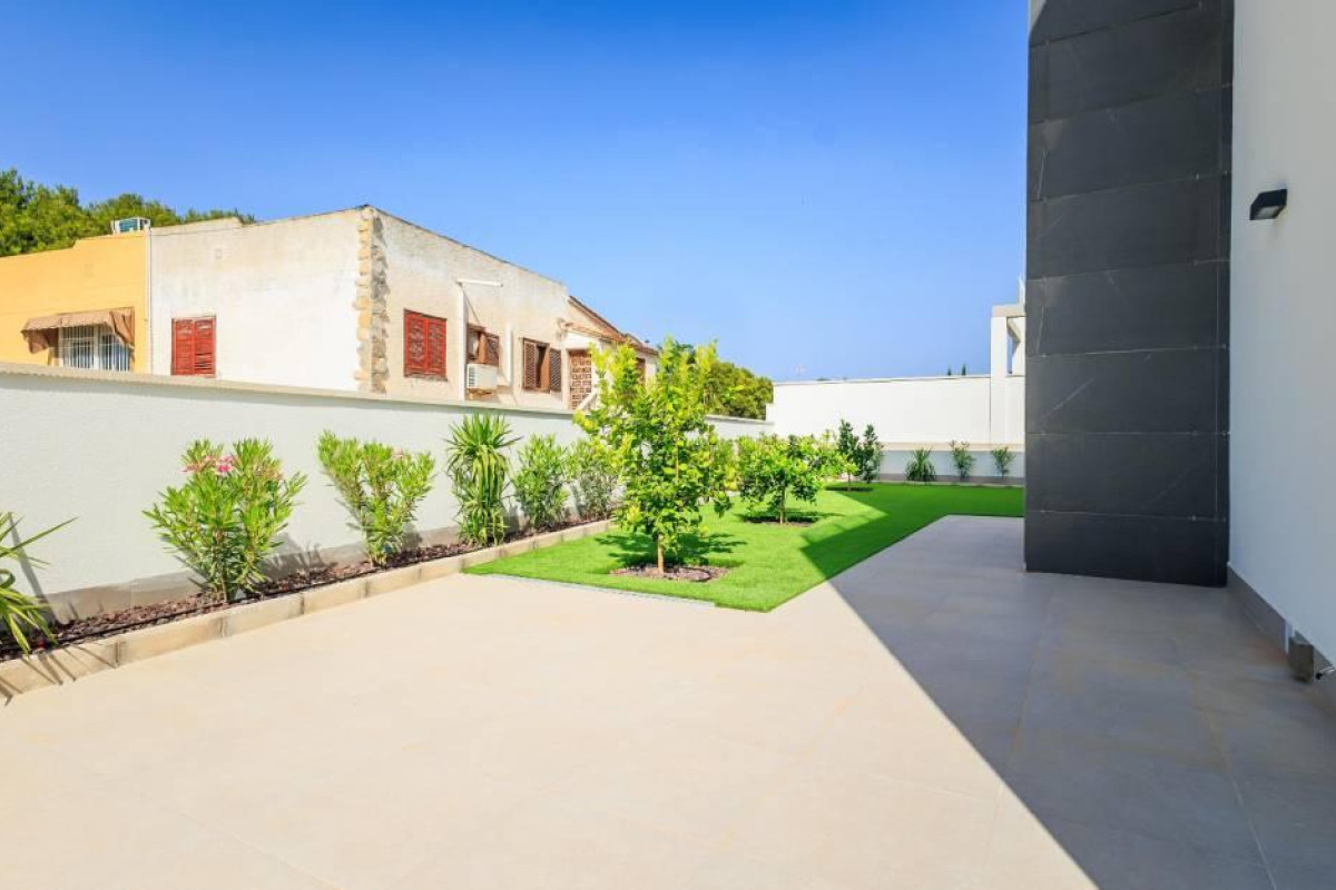 Resale - House - Torrevieja - Los Balcones