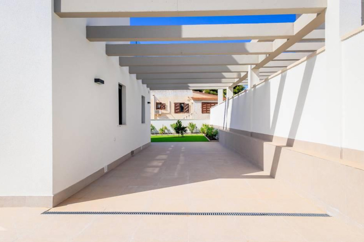 Resale - House - Torrevieja - Los Balcones