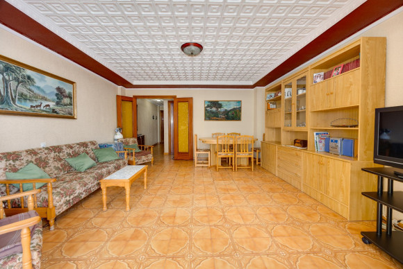 Resale - Apartment  - Torrevieja - Playa del Acequión