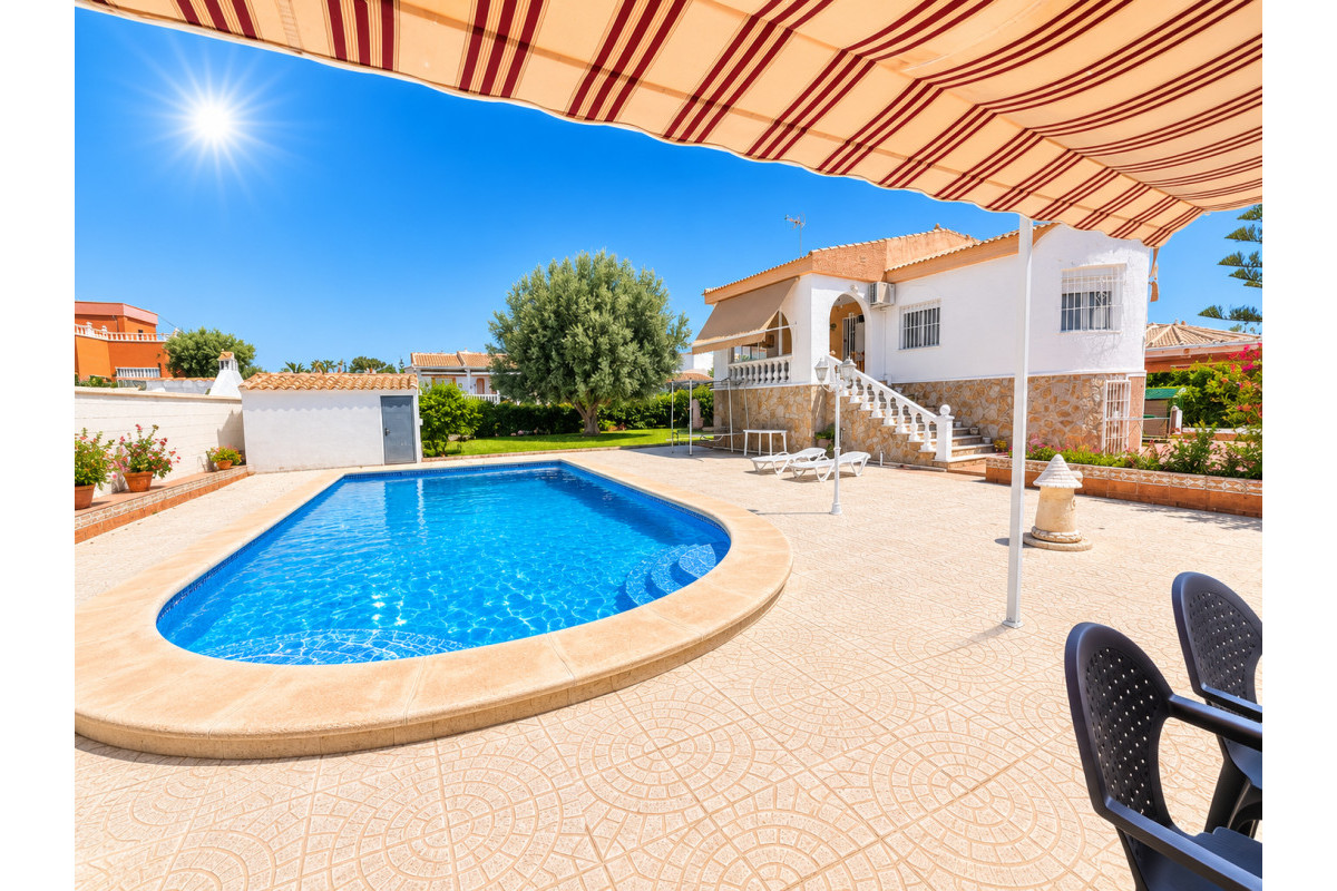 Herverkoop - Villa - Torrevieja - La siesta