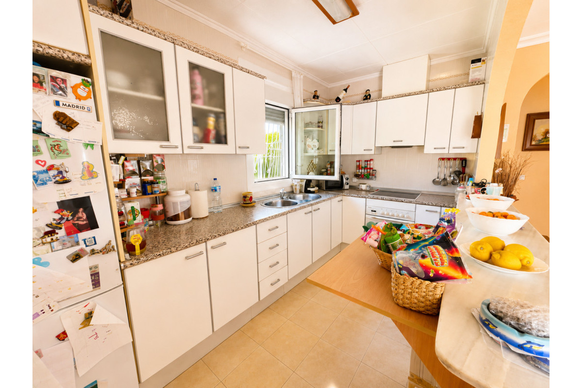 Herverkoop - Villa - Torrevieja - La siesta