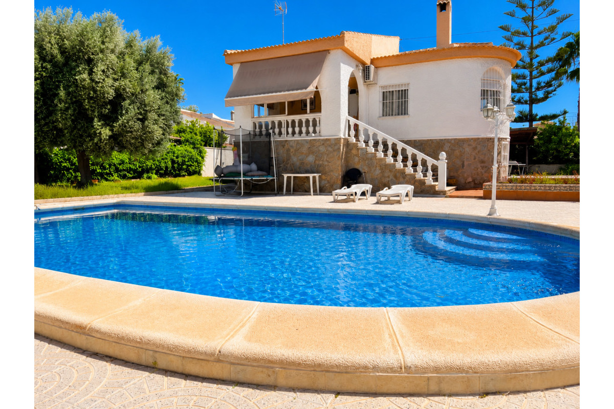 Herverkoop - Villa - Torrevieja - La siesta