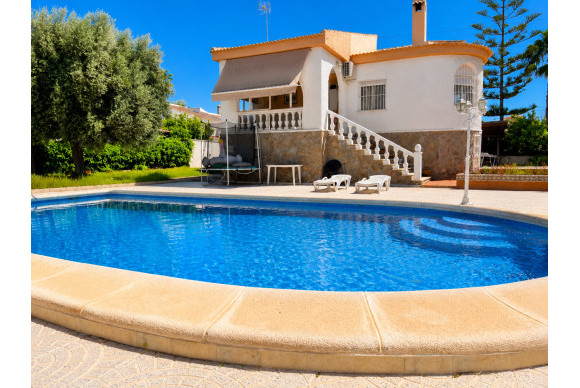Herverkoop - Villa - Torrevieja - La siesta