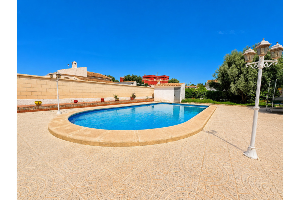 Herverkoop - Villa - Torrevieja - La siesta