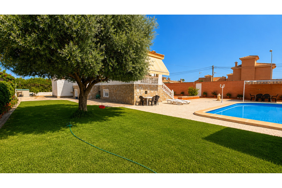 Herverkoop - Villa - Torrevieja - La siesta