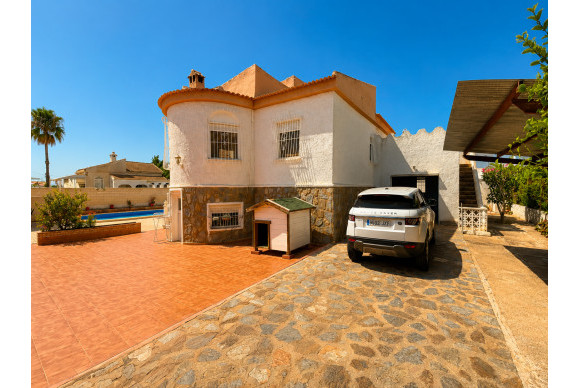 Herverkoop - Villa - Torrevieja - La siesta