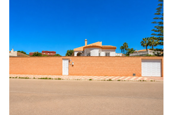 Herverkoop - Villa - Torrevieja - La siesta
