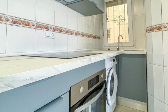 Revente - Appartement - Torrevieja - Torrevieja - Centre