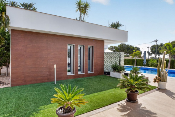 Herverkoop - Vrijstaande Villa - Pinar de Campoverde - Pinar de Campoverde - Village