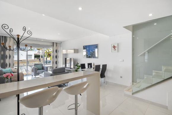 Reventa - Casa semi independiente - Orihuela Costa - Punta Prima