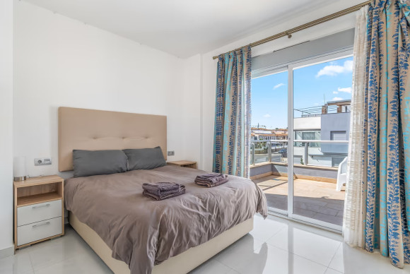 Reventa - Casa semi independiente - Orihuela Costa - Punta Prima