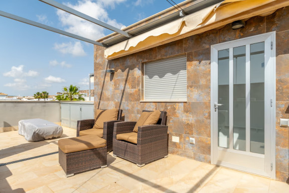 Reventa - Casa semi independiente - Orihuela Costa - Punta Prima