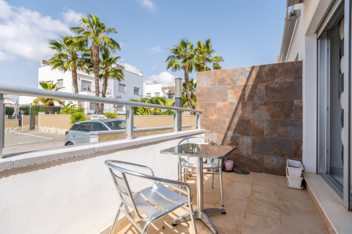 Reventa - Casa semi independiente - Orihuela Costa - Punta Prima