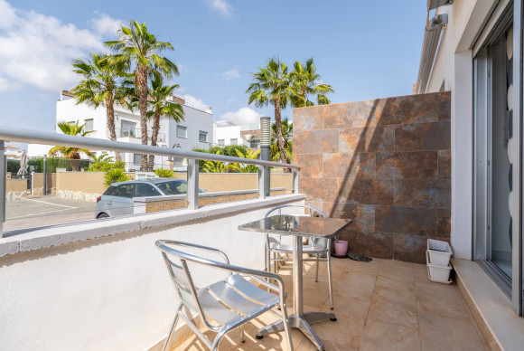 Reventa - Casa semi independiente - Orihuela Costa - Punta Prima