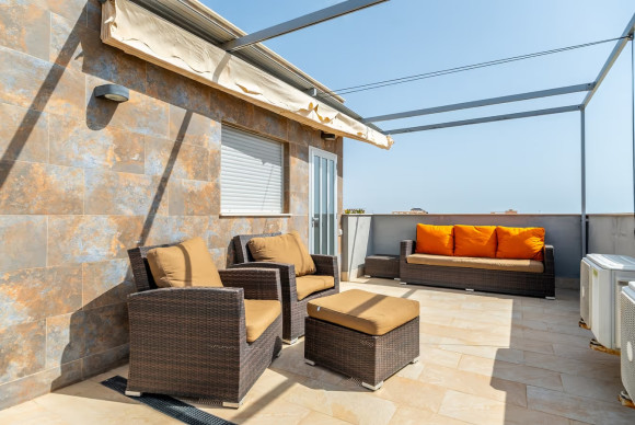 Reventa - Casa semi independiente - Orihuela Costa - Punta Prima